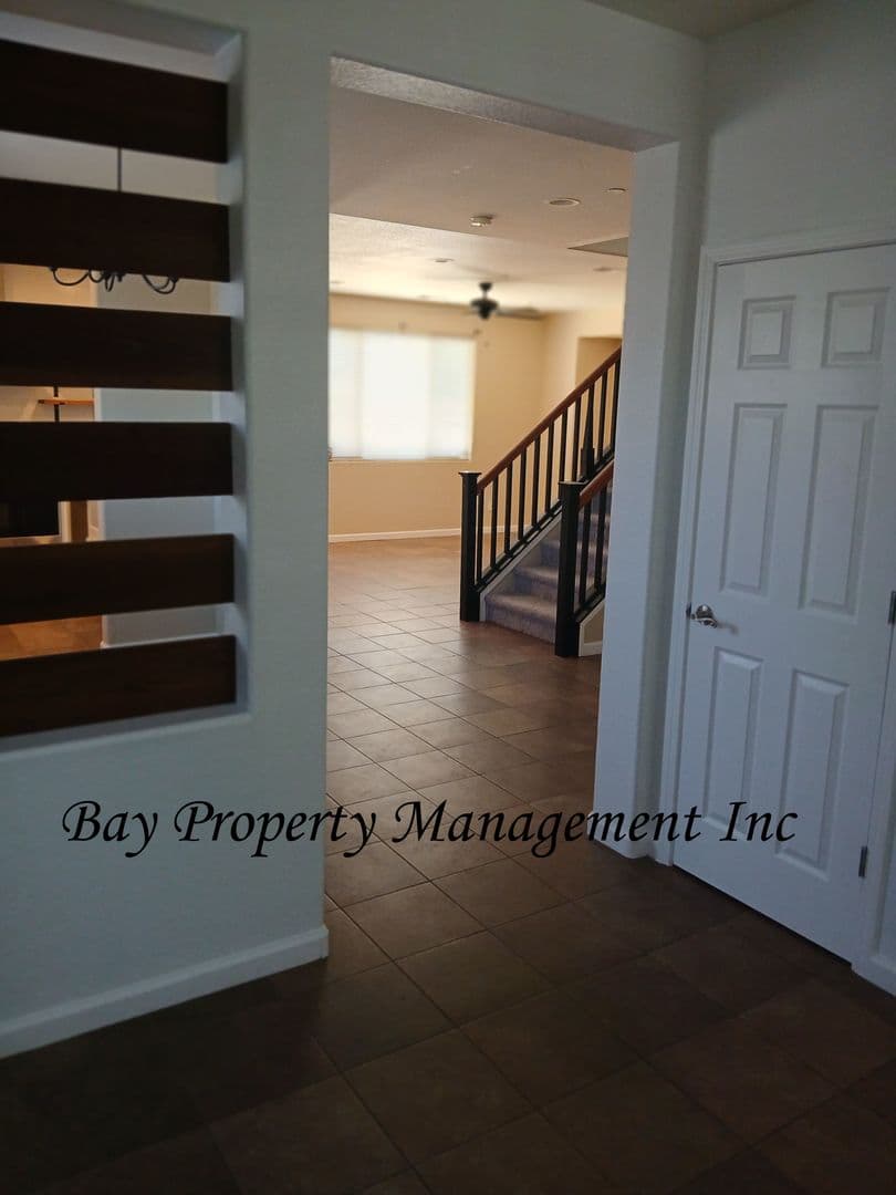 Greenfield House: 380 Barolo Cir.