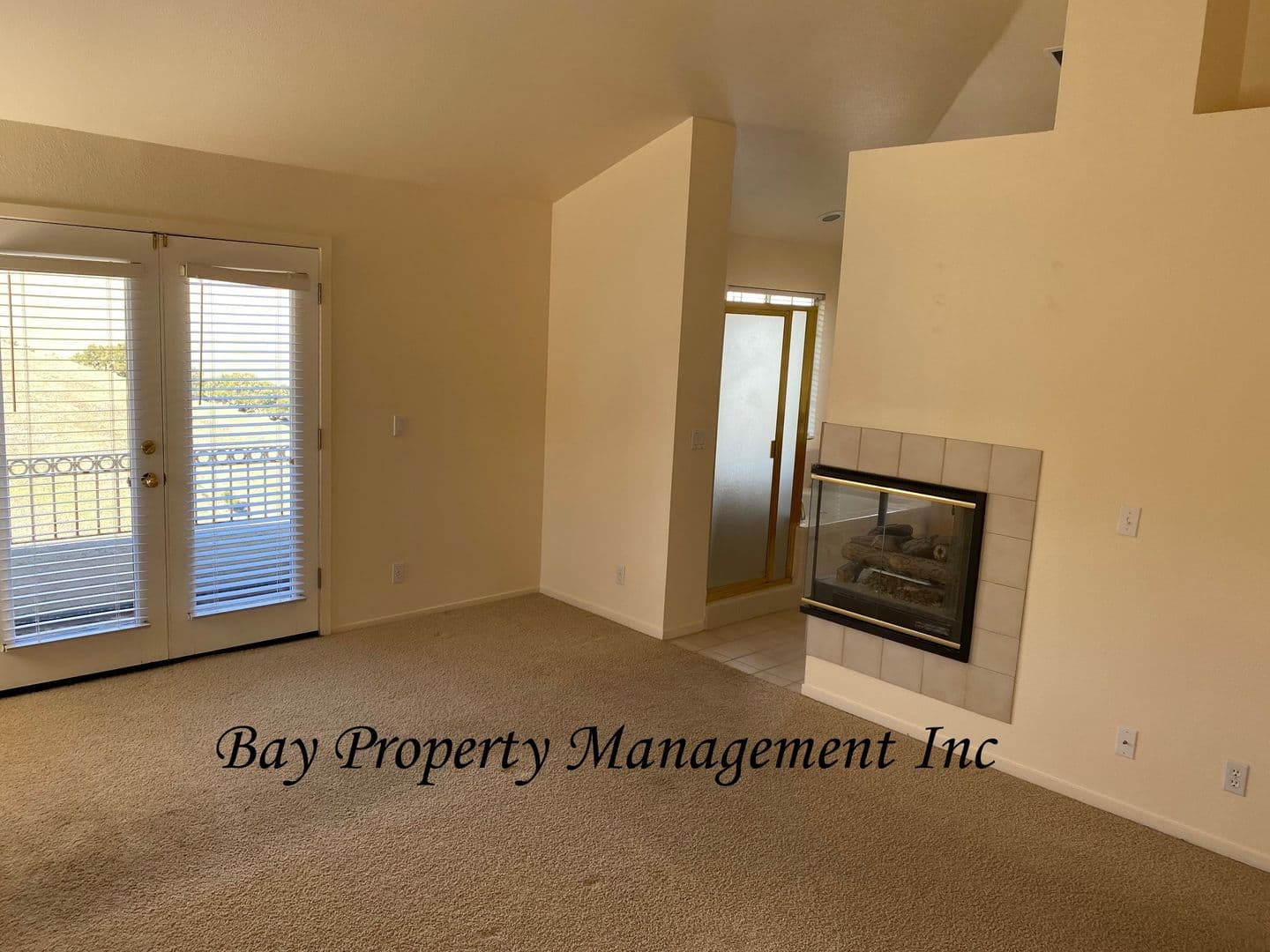 Salinas House: 26418 Honor Lane
