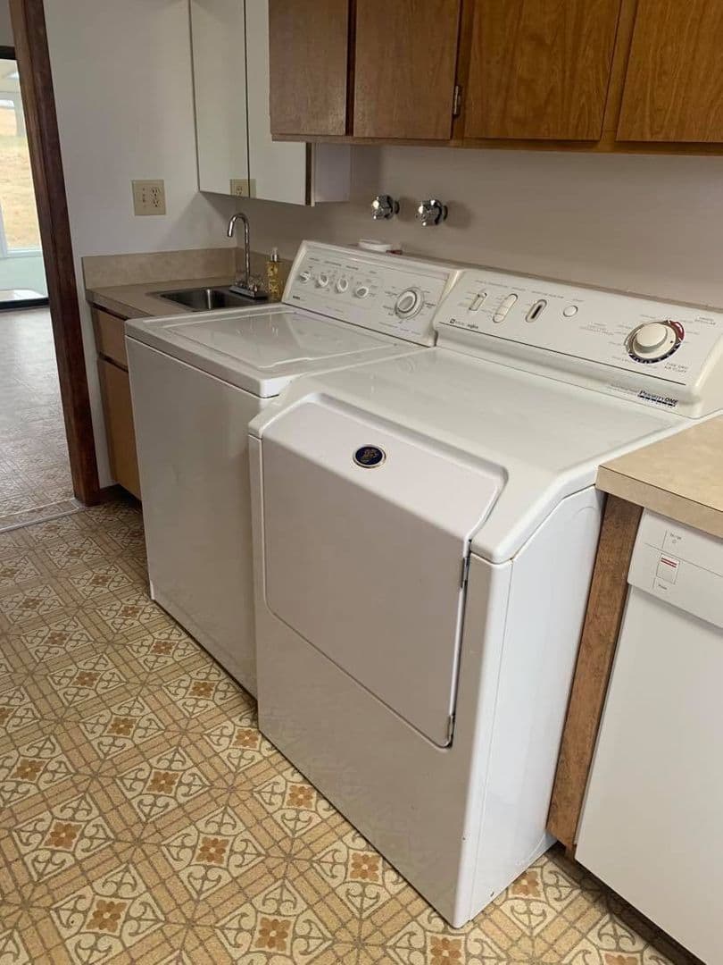 Big Arm House: 44578 D Street