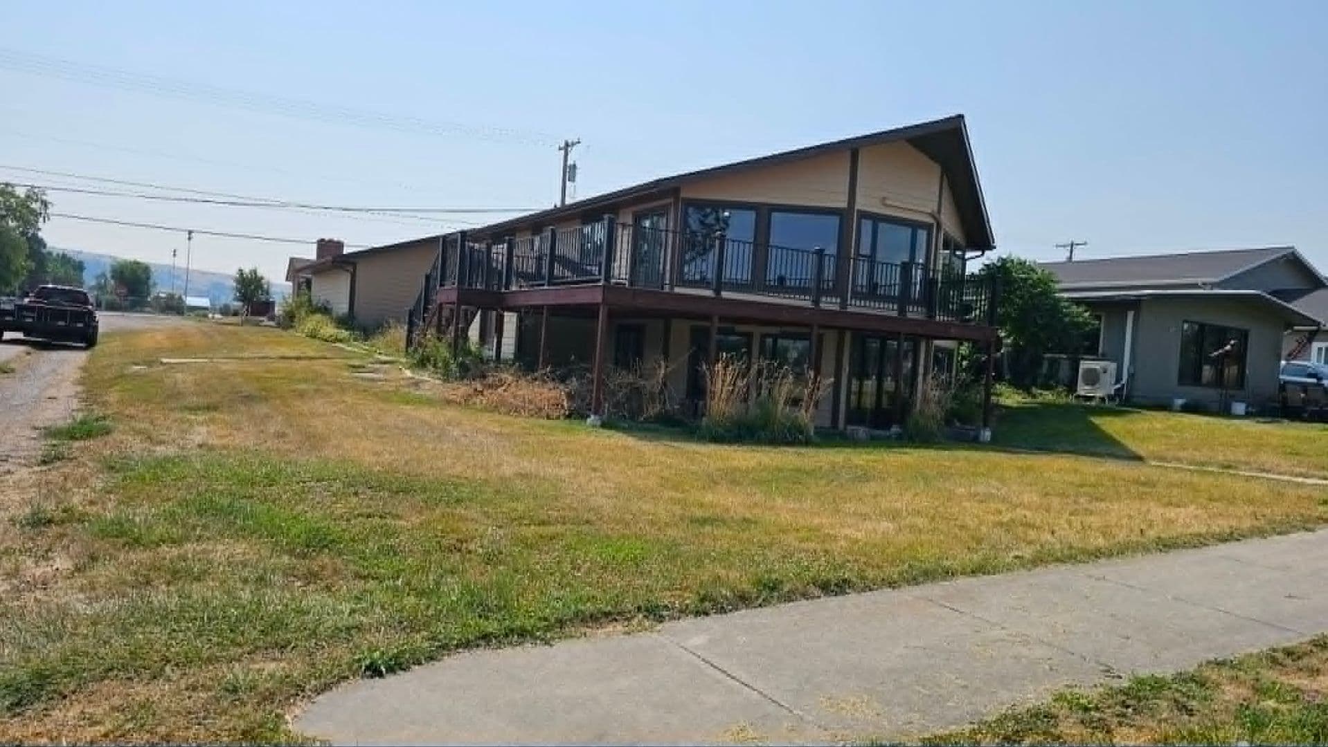 Polson House: 410 3rd Ave E