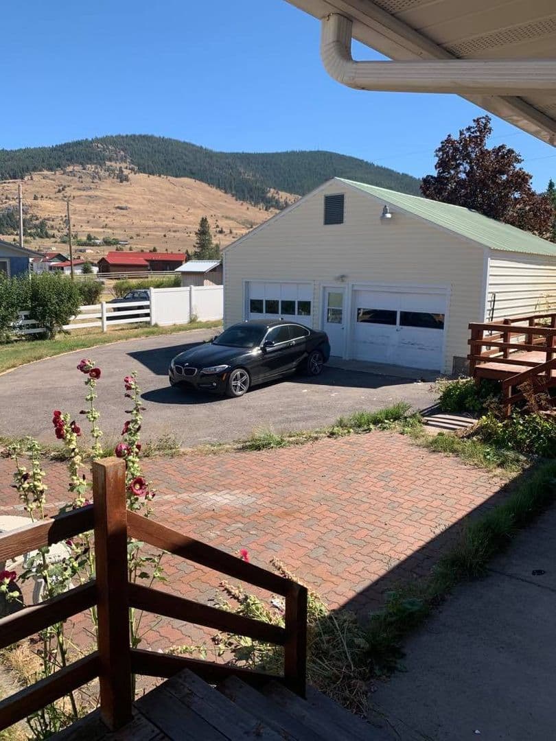 Big Arm House: 44578 D Street