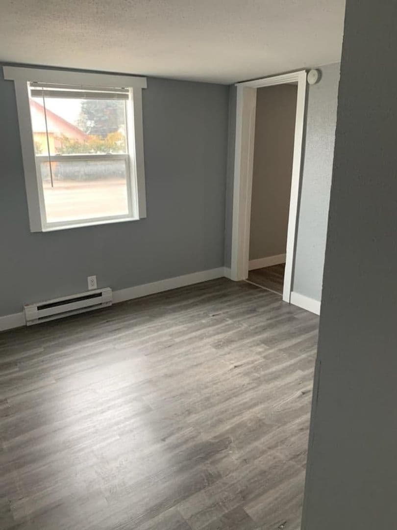 Polson Apartment: 202 7th Ave W