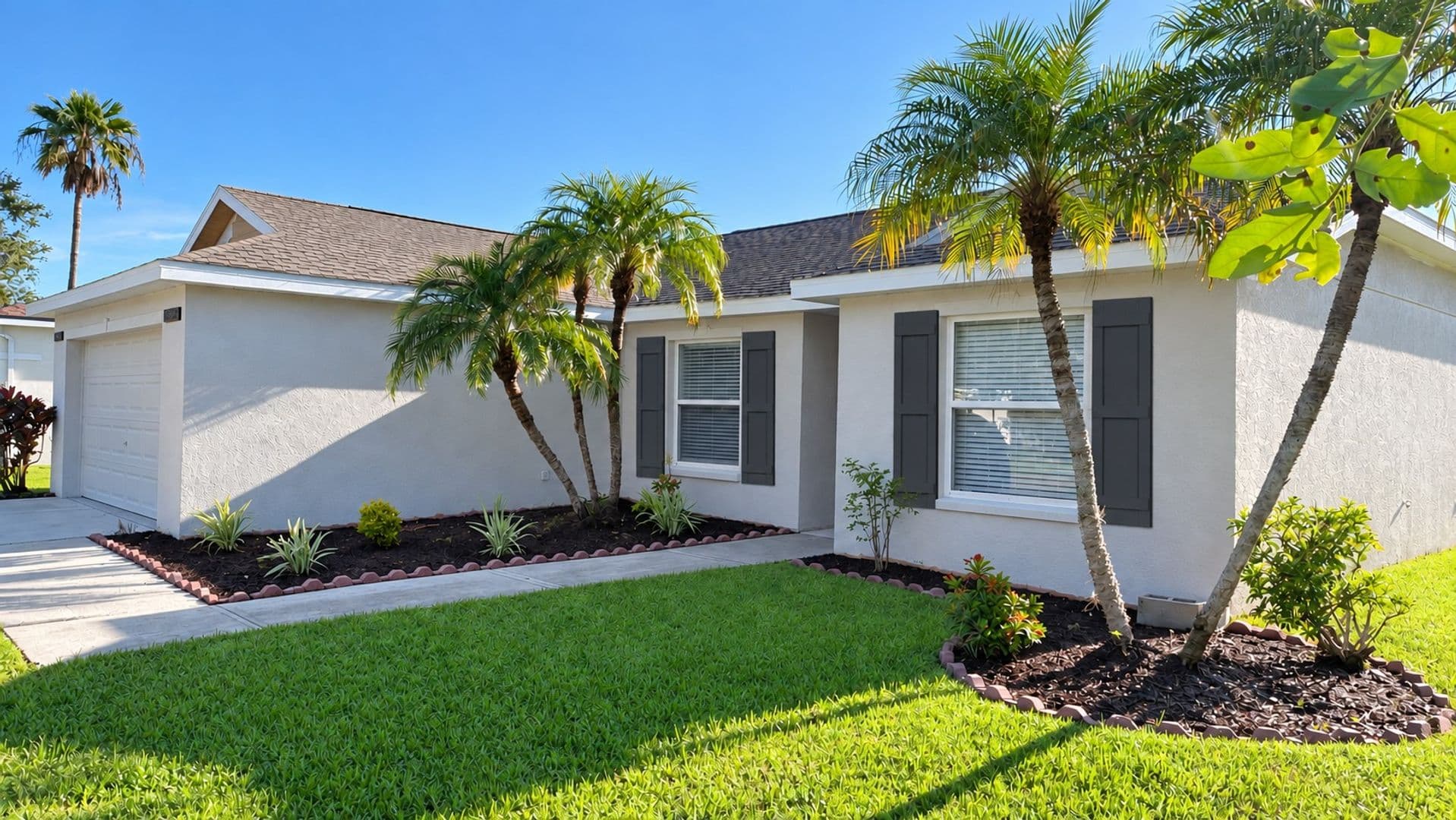 Parrish House: 11728 Shirburn Cir
