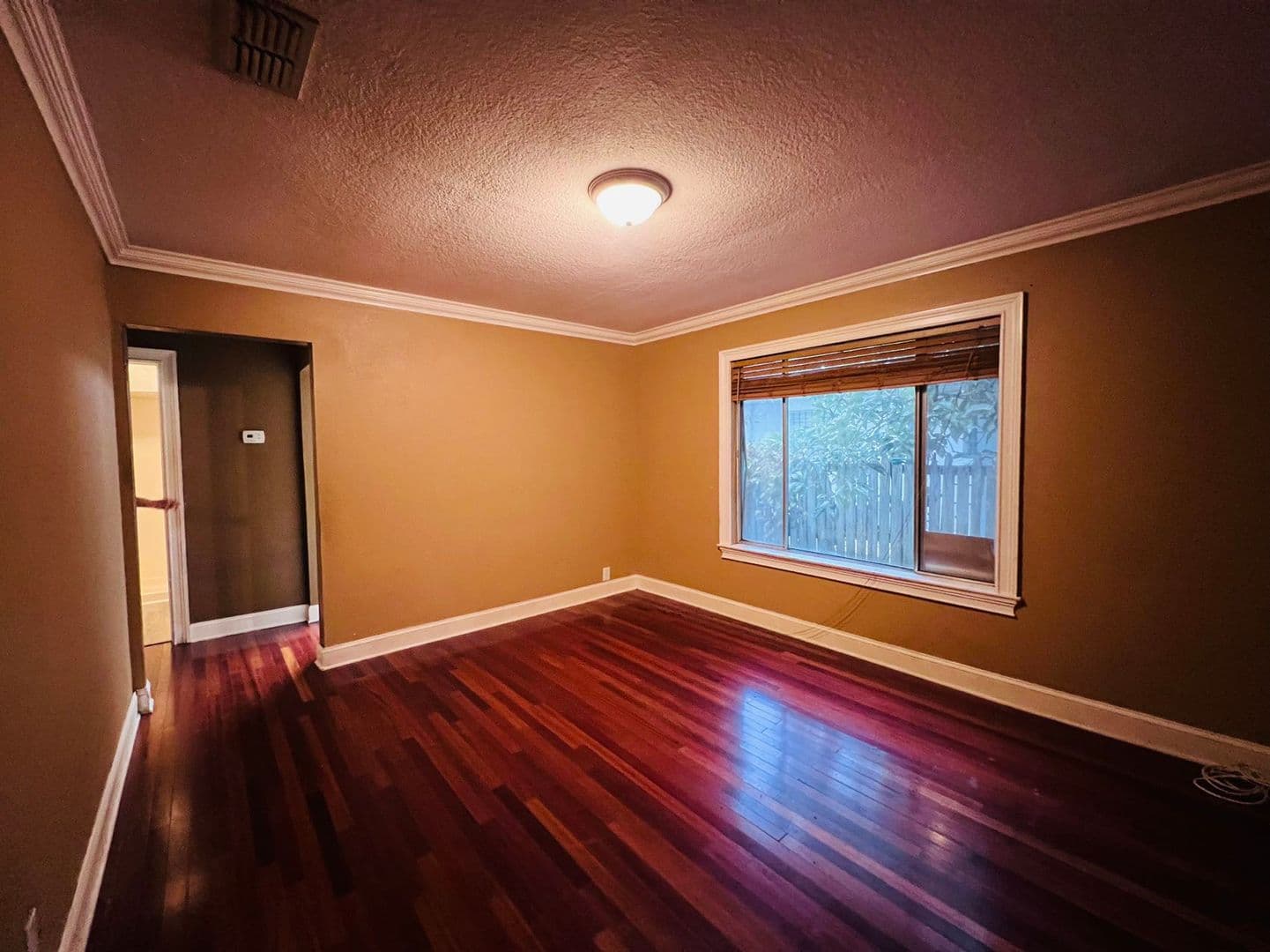 Tampa House: 1423 W HUMPHREY ST