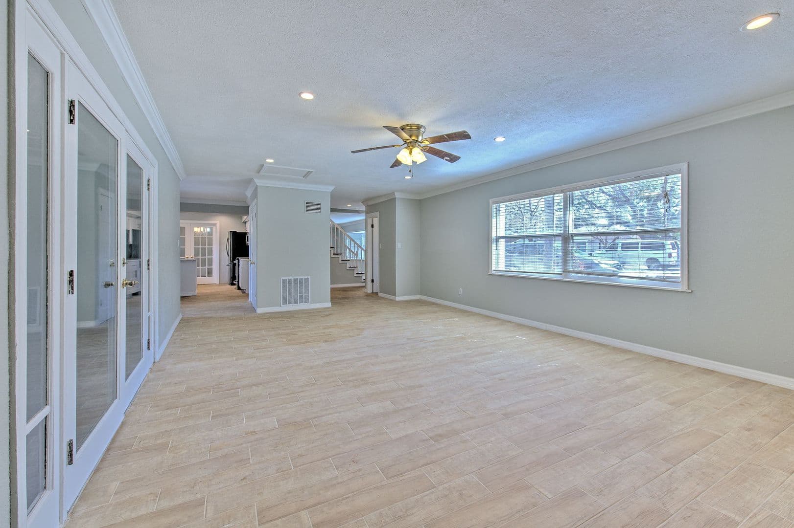 Tampa House: 4711 w san Rafael st
