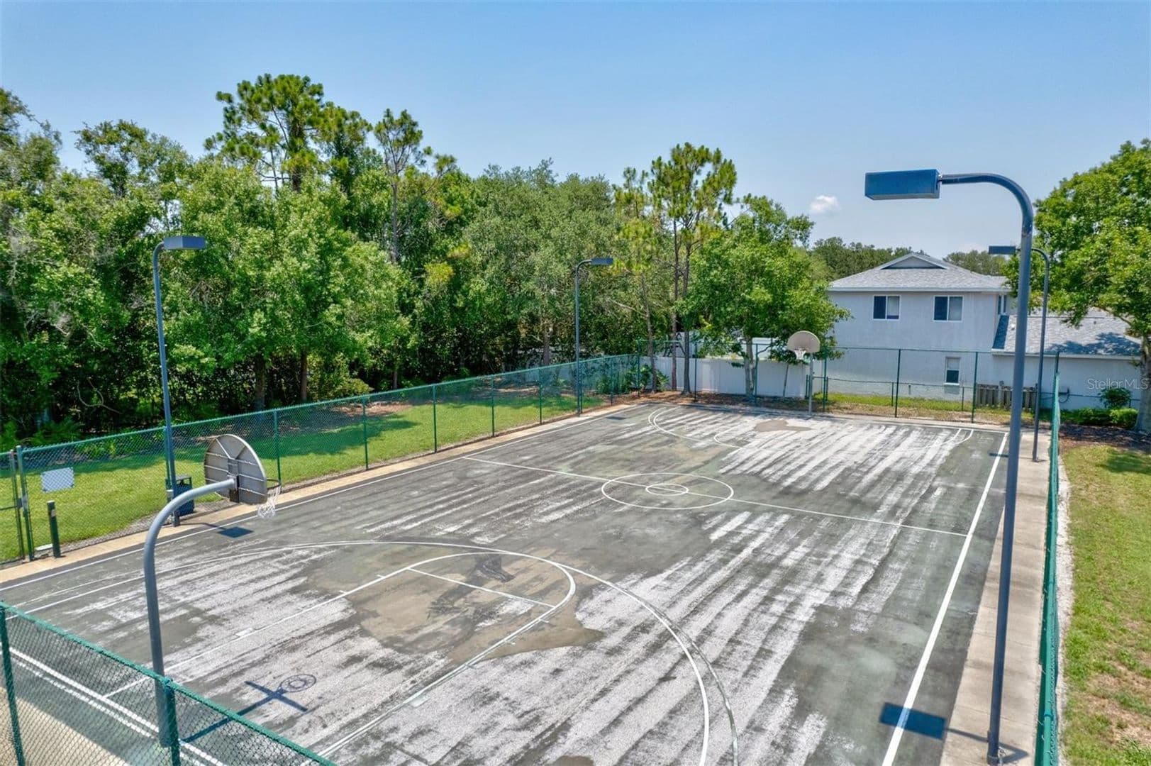 Parrish House: 11728 Shirburn Cir