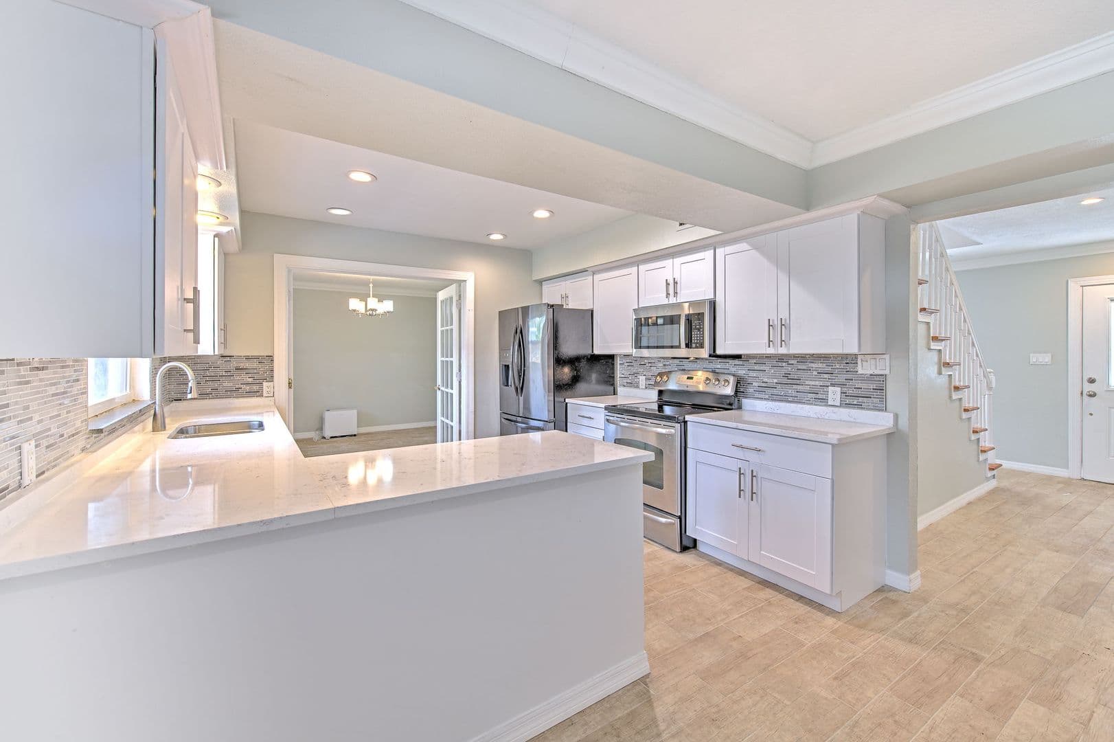 Tampa House: 4711 w san Rafael st