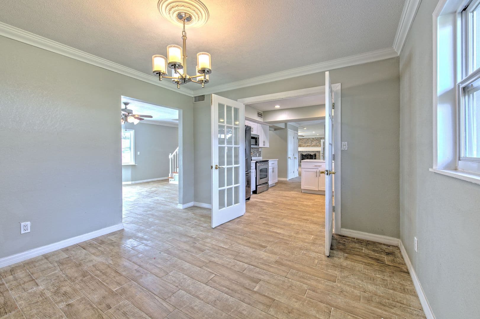 Tampa House: 4711 w san Rafael st