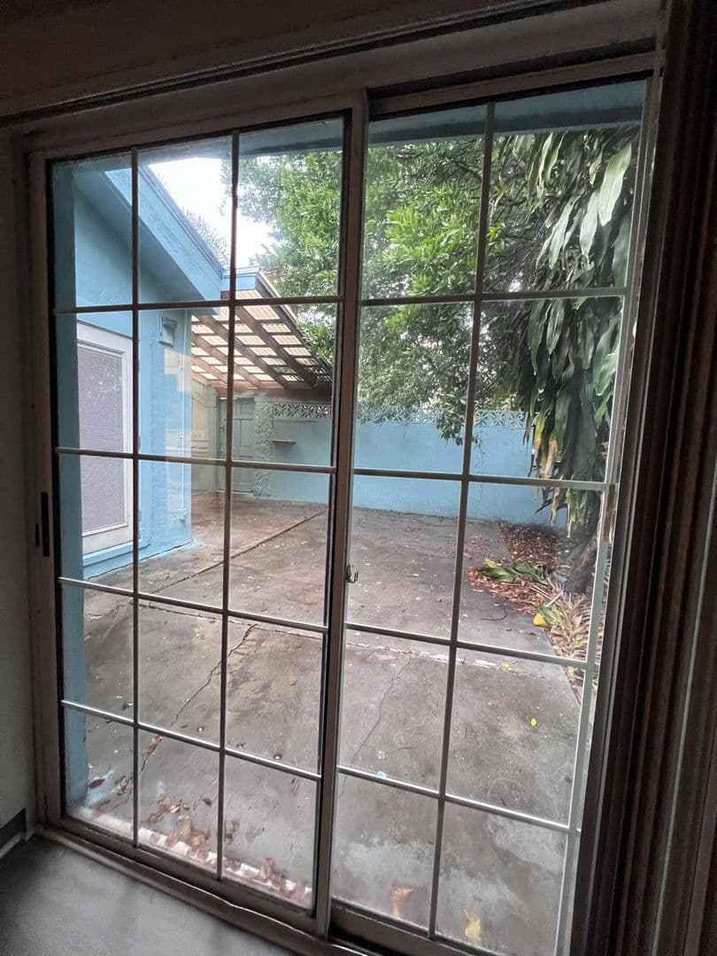 Tampa House: 1423 W HUMPHREY ST