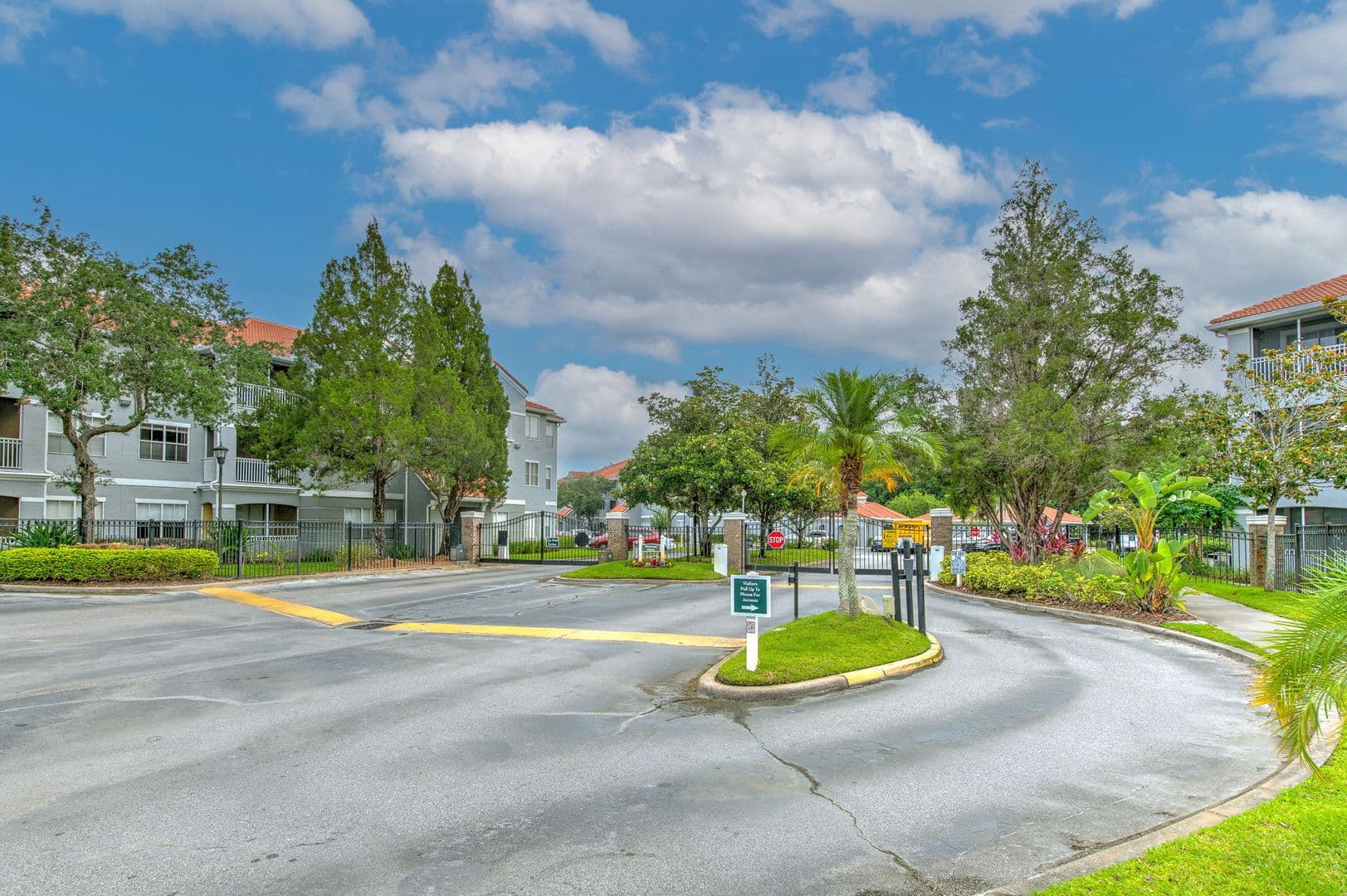 Tampa House: 18001 Richmond Place 1135 - unit 1