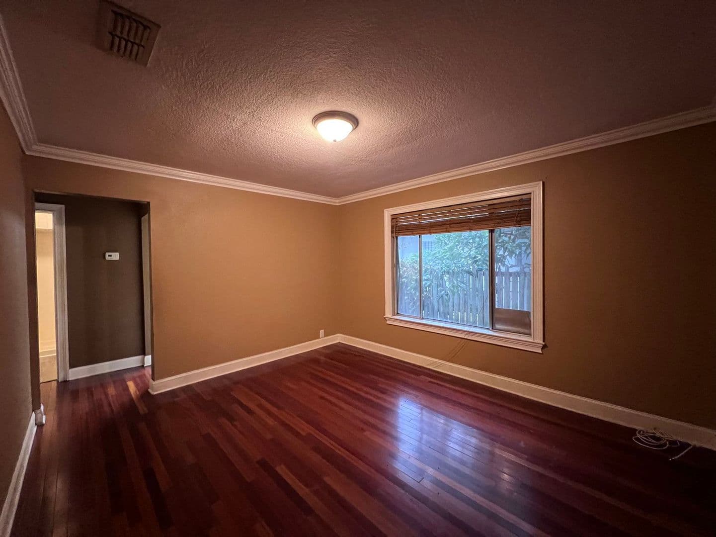 Tampa House: 1423 W HUMPHREY ST