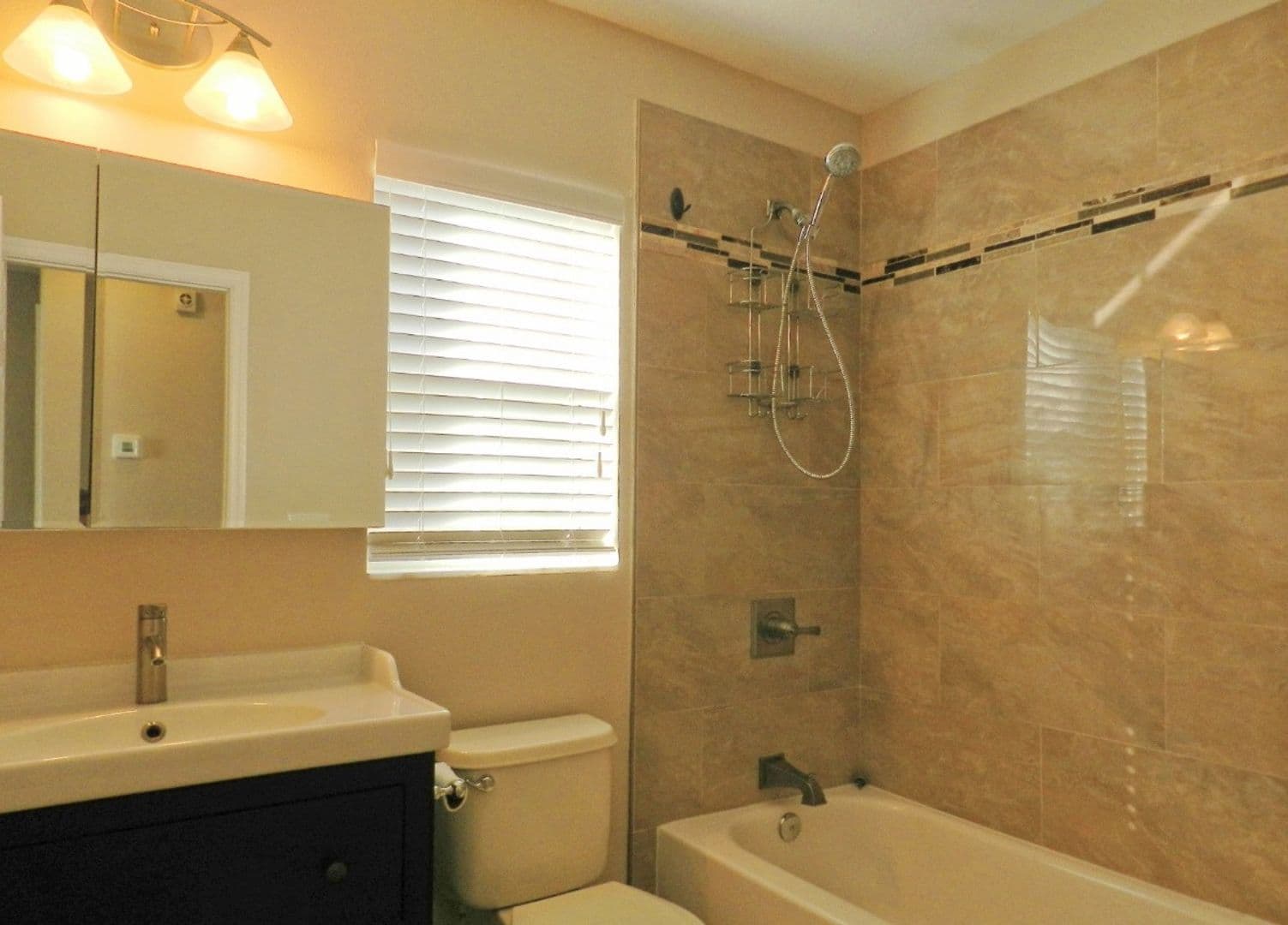Riverview Townhome: 10837 Kensington Park Avenue