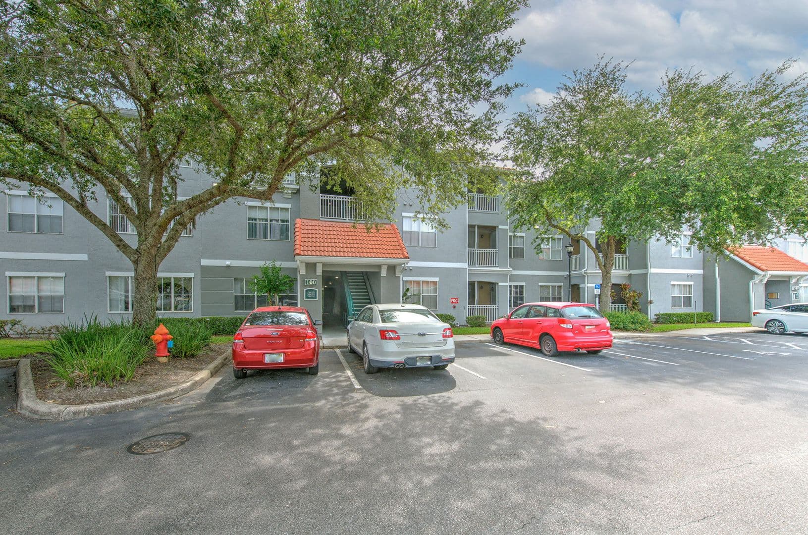 Tampa House: 18001 Richmond Place 1135 - unit 1