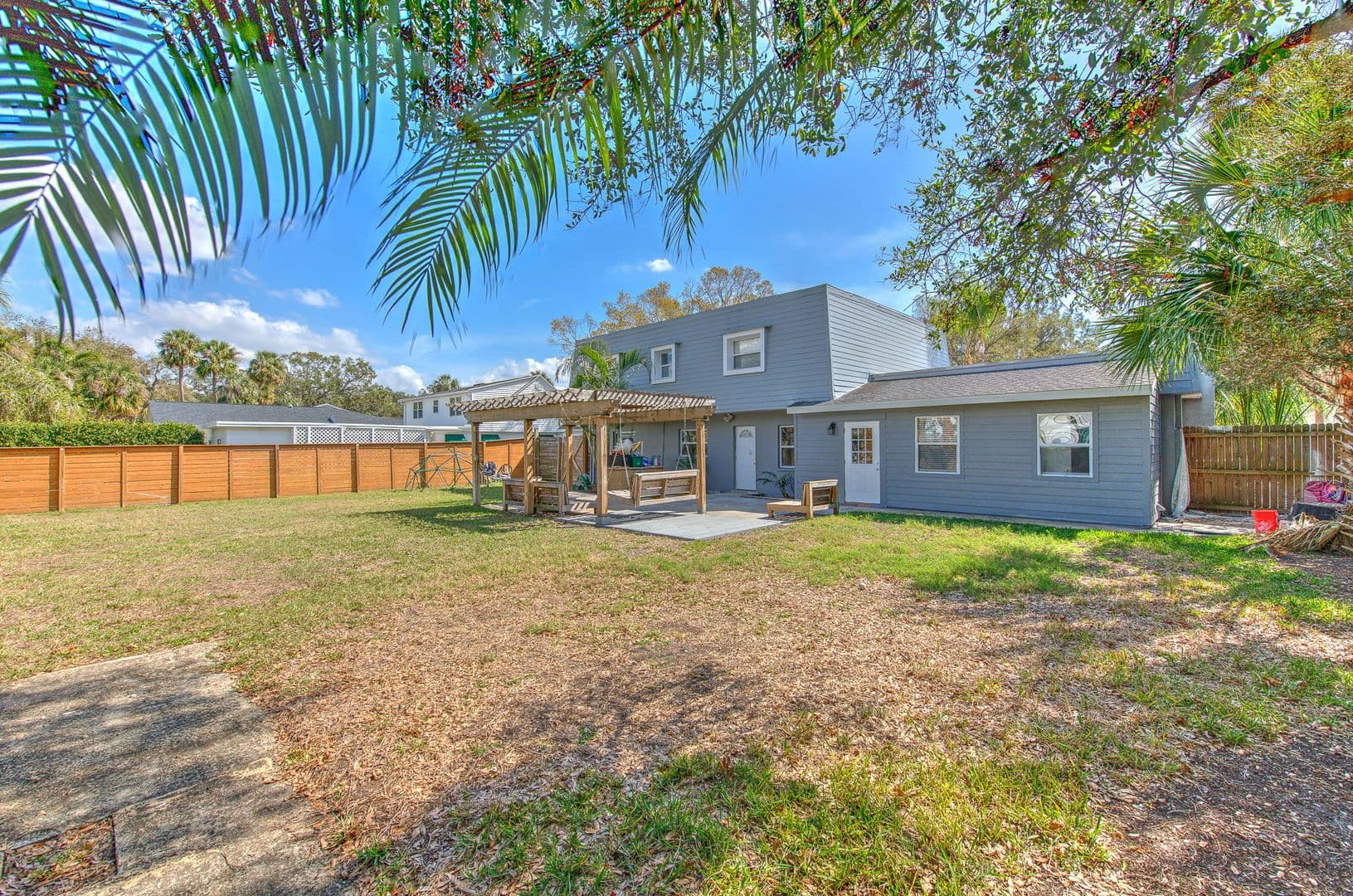 Tampa House: 4711 w san Rafael st