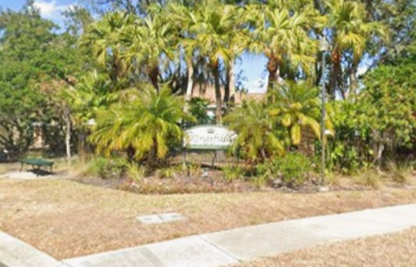Parrish House: 11728 Shirburn Cir