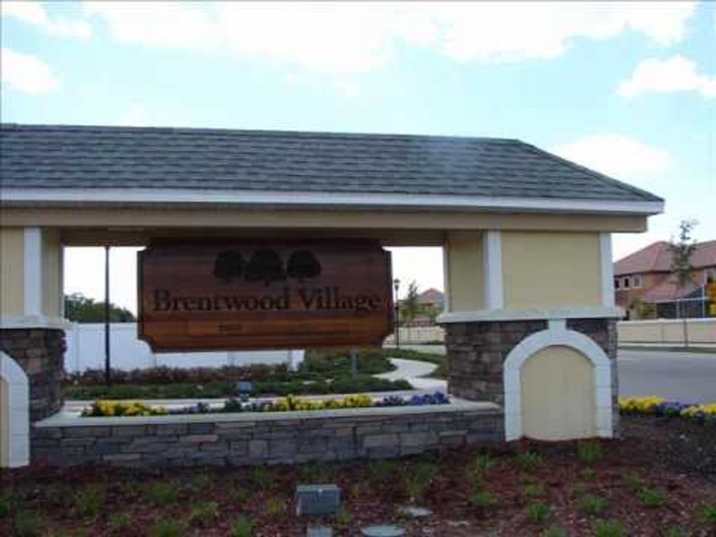 TAMPA House: 8536 Trail Wind