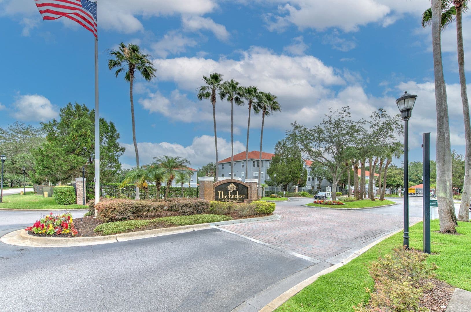 Tampa House: 18001 Richmond Place 1135 - unit 1