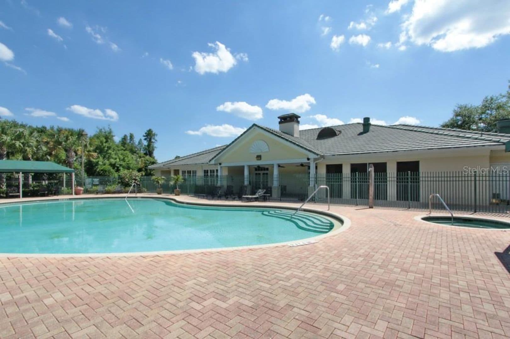 Tampa Condo: 18119 Back Stretch Ln