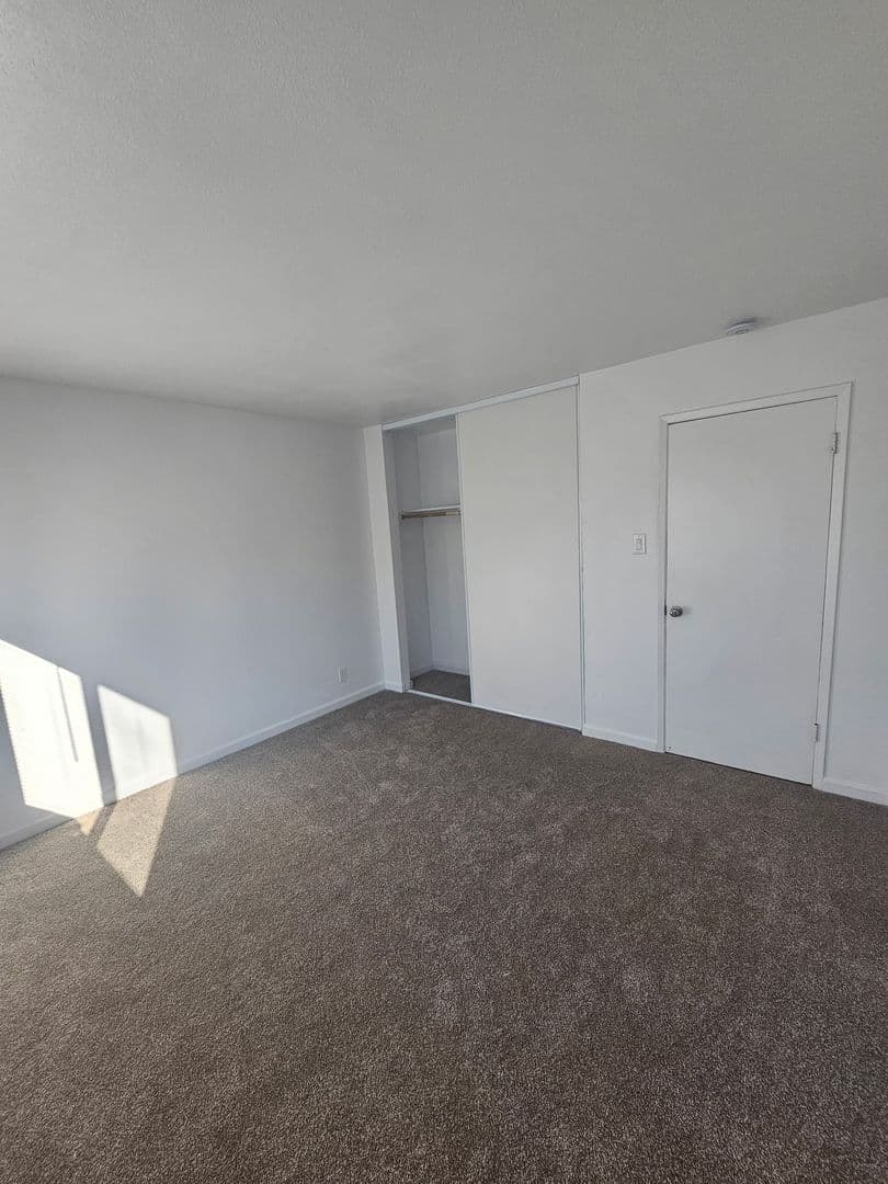 San Francisco Apartment: 6670 Third St.