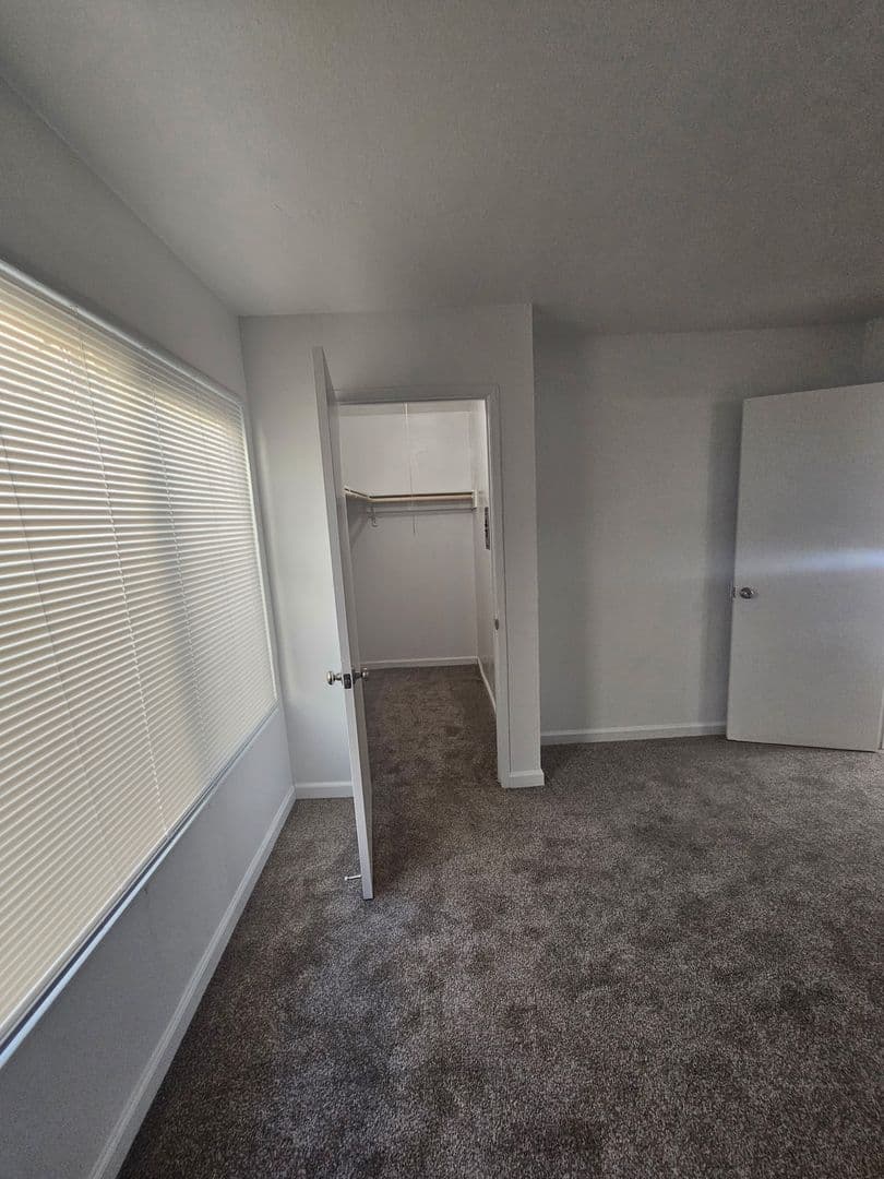 San Francisco Apartment: 6670 Third St.