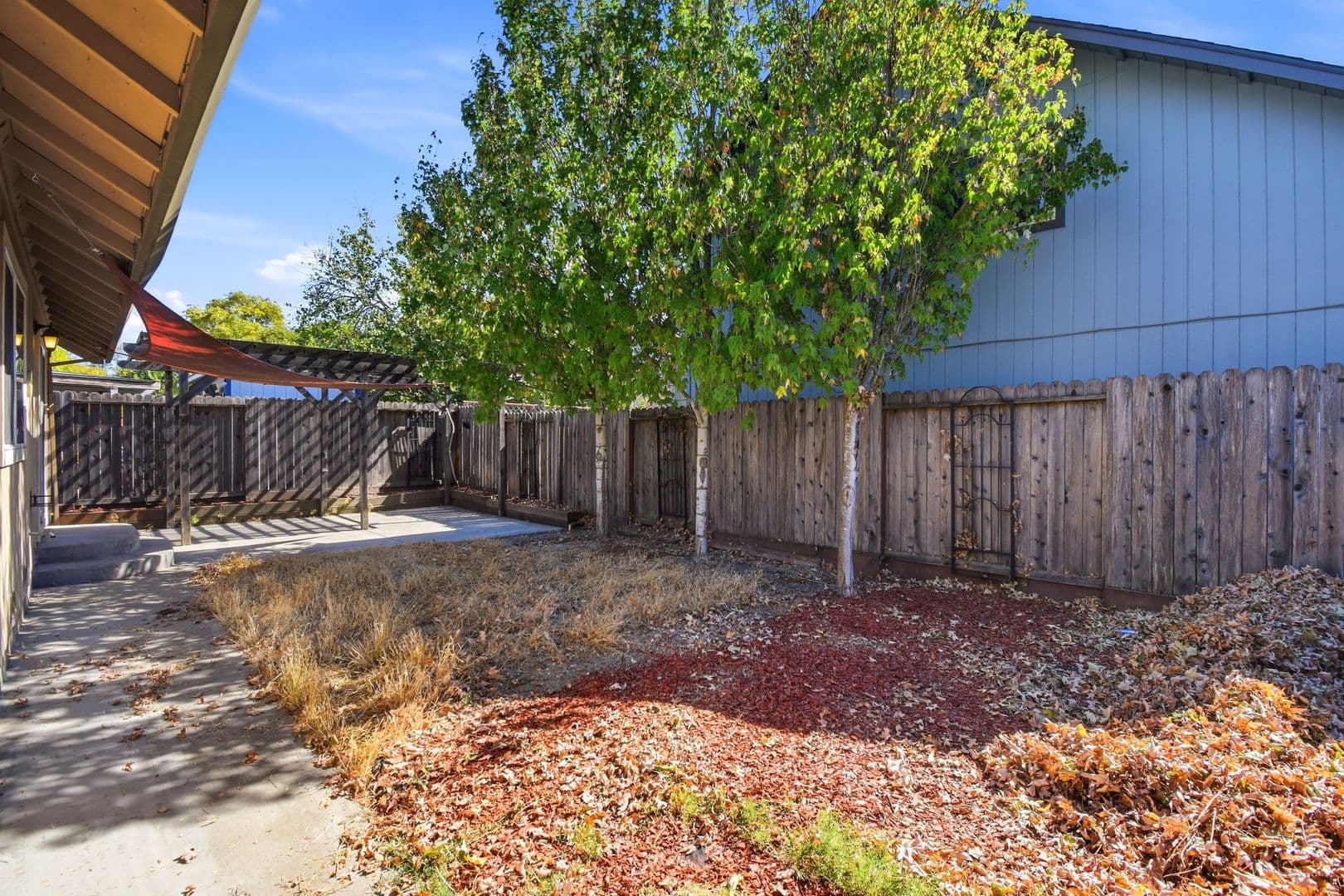 Windsor House: 1935 Commons Ct