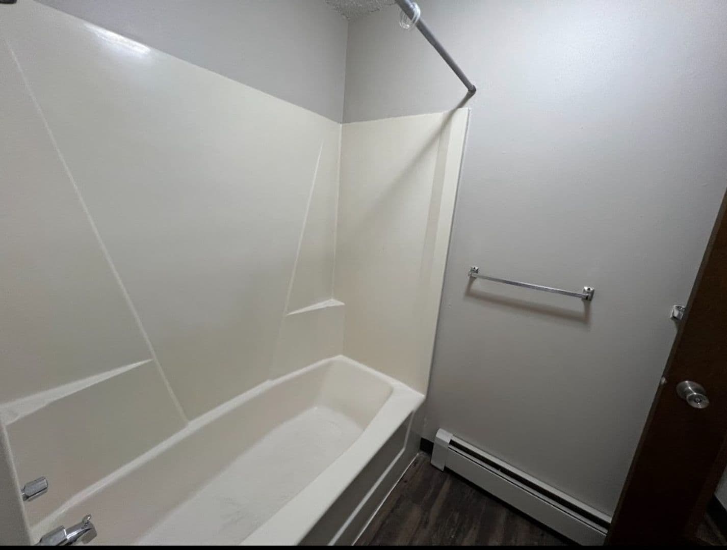 Coon Rapids Apartment: 2070 Coon Rapids Blvd NW