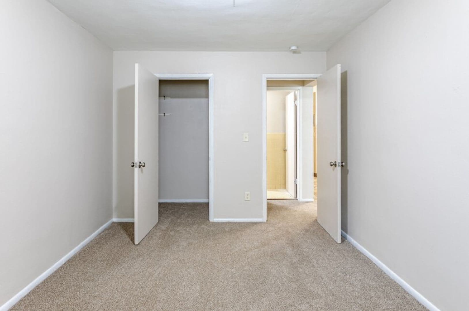 Roseville Apartment: 166 N McCarrons Blvd