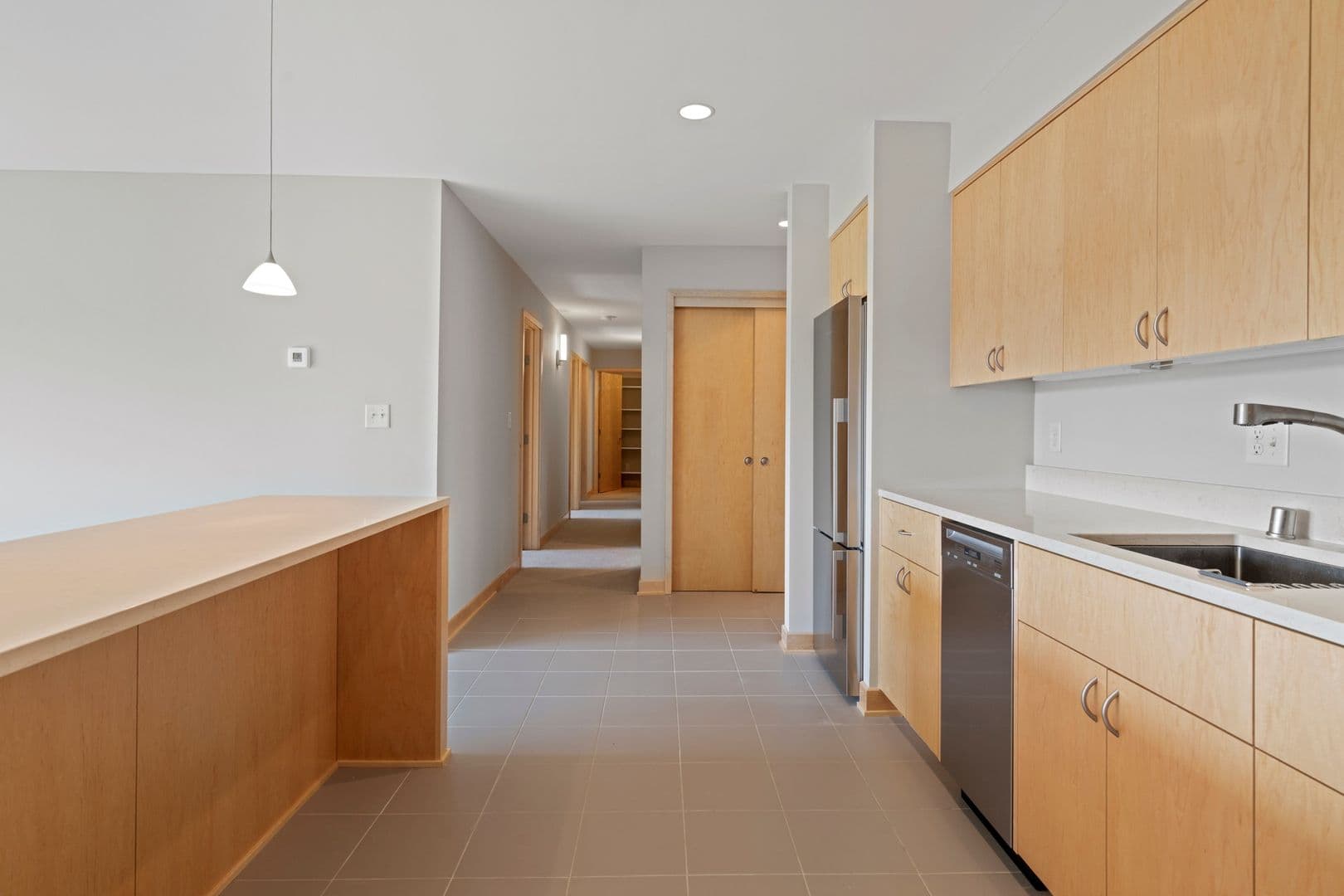 Lauderdale Apartment: 1570 Eustis Street