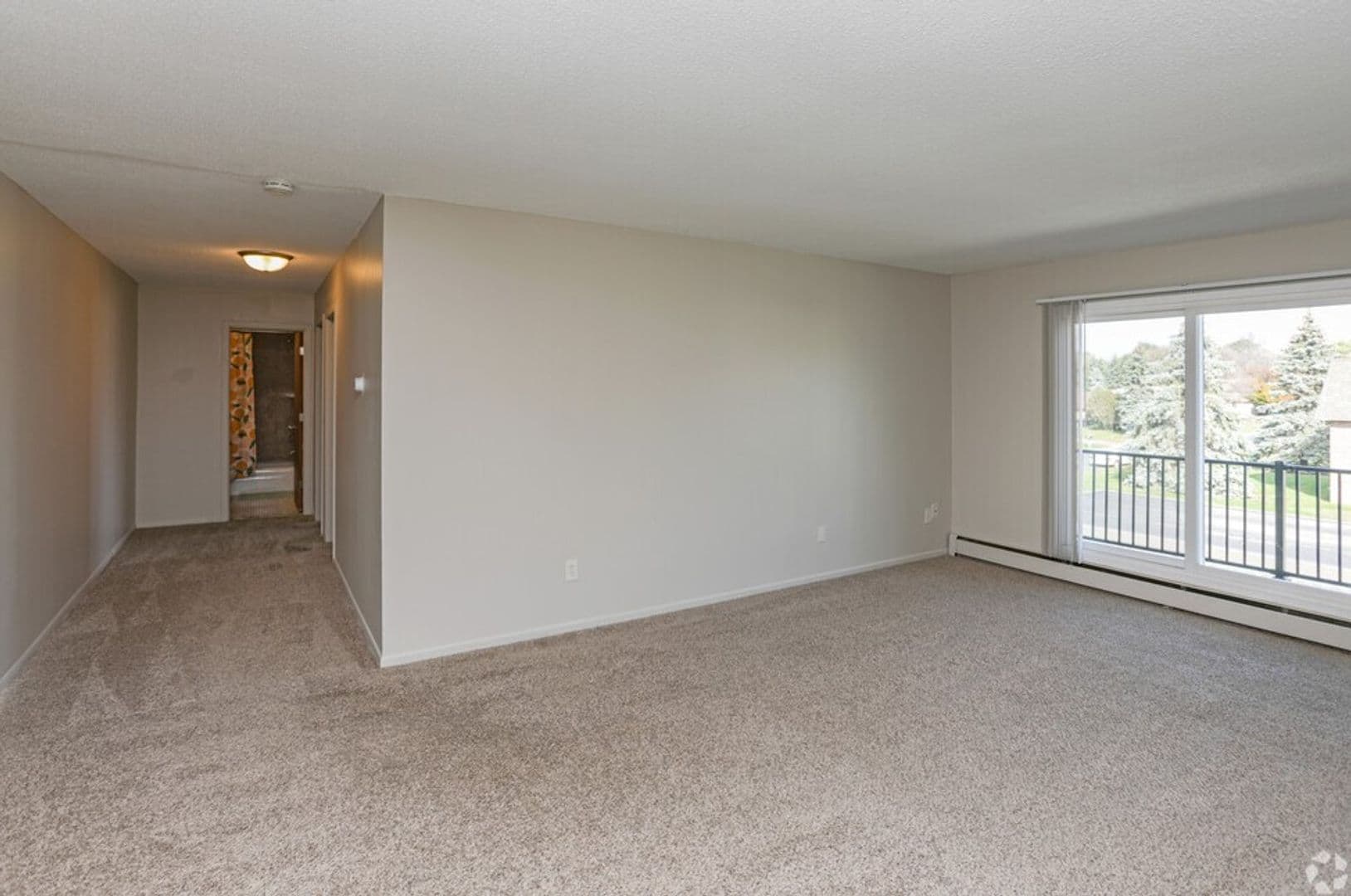 Moundsview Apartment: 7501 Greenfield Avenue