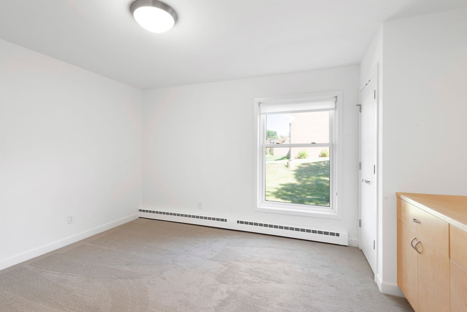 St. Paul Apartment: 1568 Eustis Street