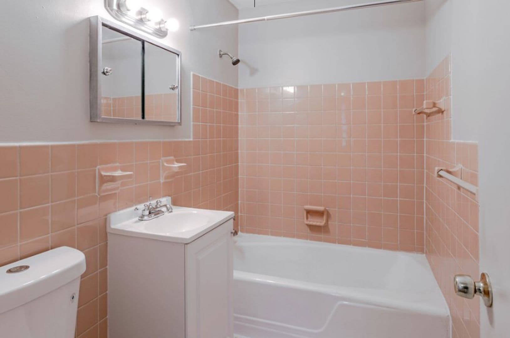 Roseville Apartment: 166 N McCarrons Blvd