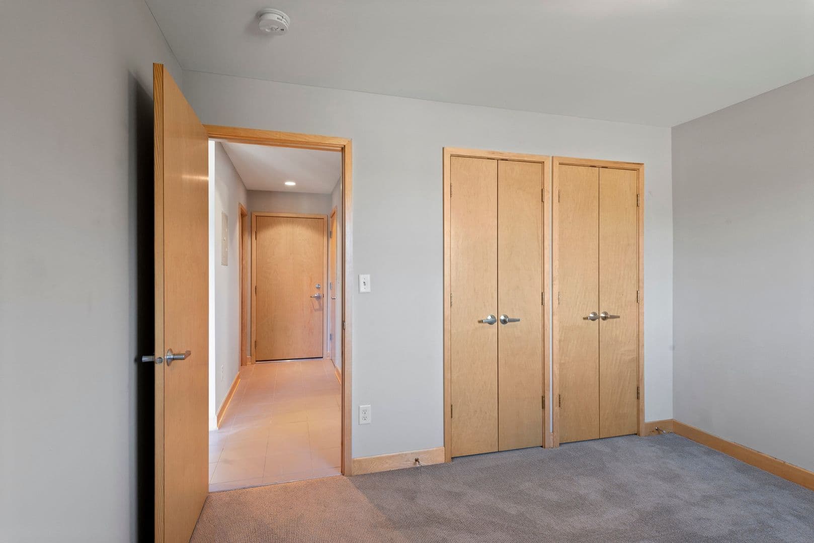 Lauderdale Apartment: 1570 Eustis Street
