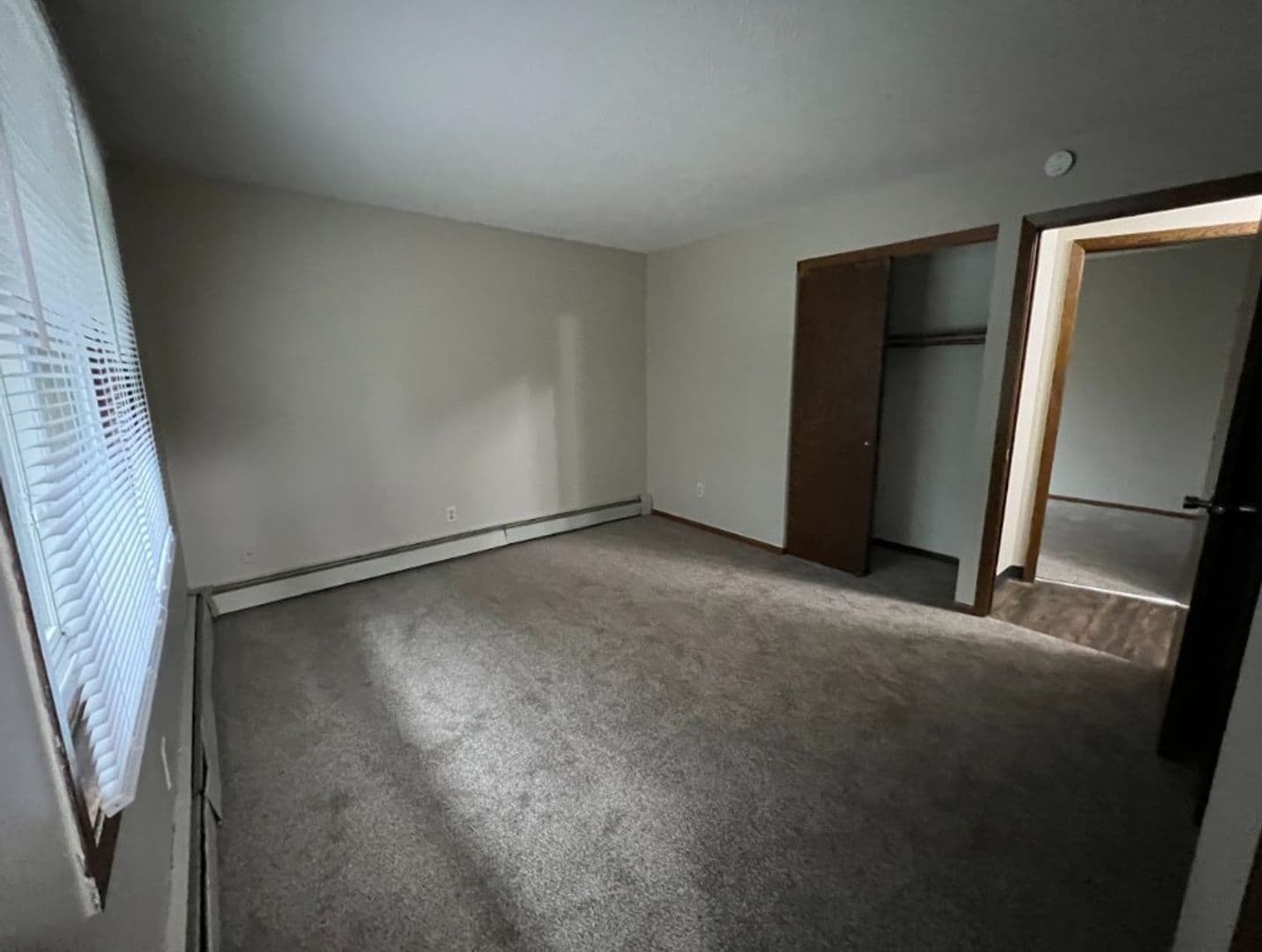 Coon Rapids Apartment: 2070 Coon Rapids Blvd NW