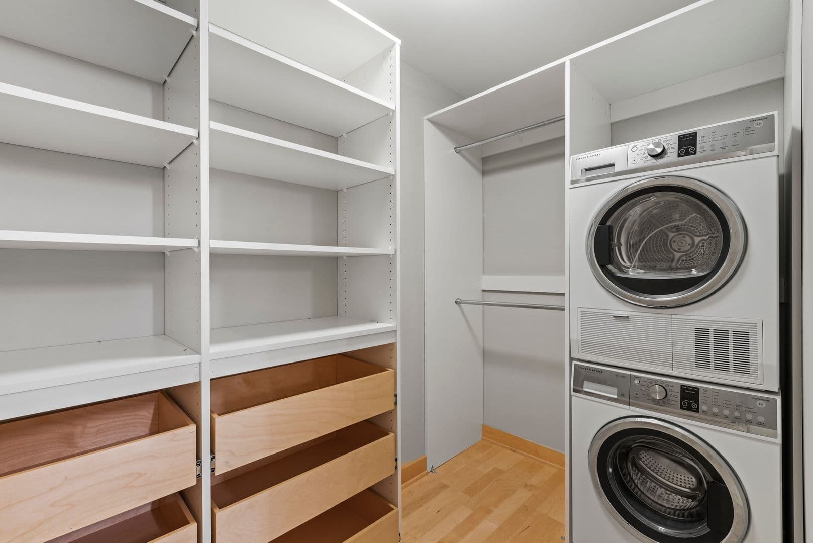 Lauderdale Apartment: 1570 Eustis Street