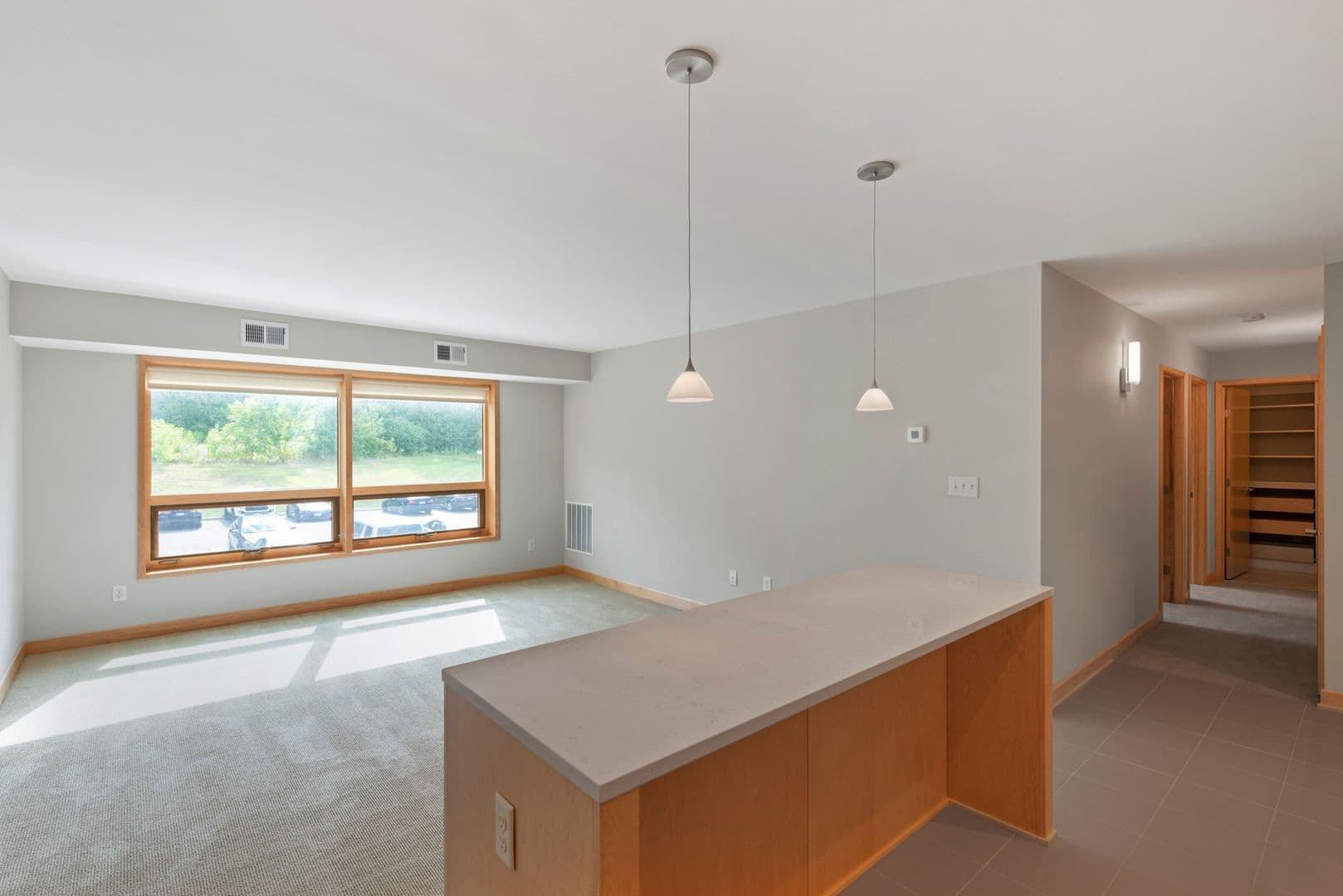 Lauderdale Apartment: 1570 Eustis Street