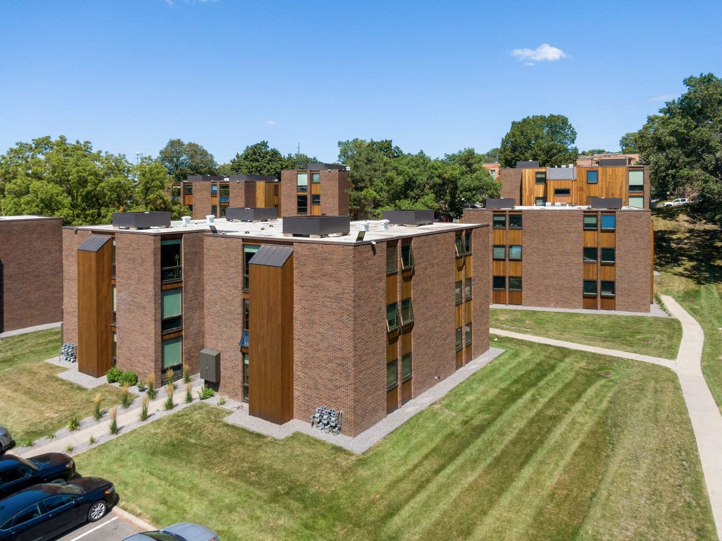 Lauderdale Apartment: 1570 Eustis Street