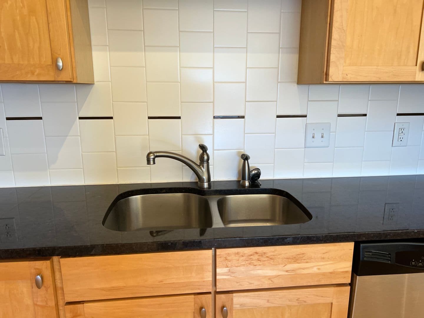 Edina Apartment: 4910 West 77th Street