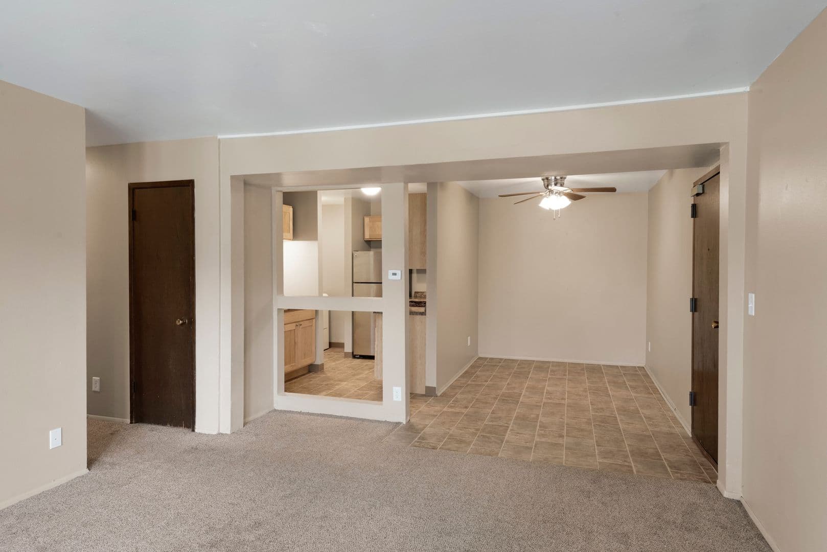Ames Apartment: 1209 North Dakota Ave
