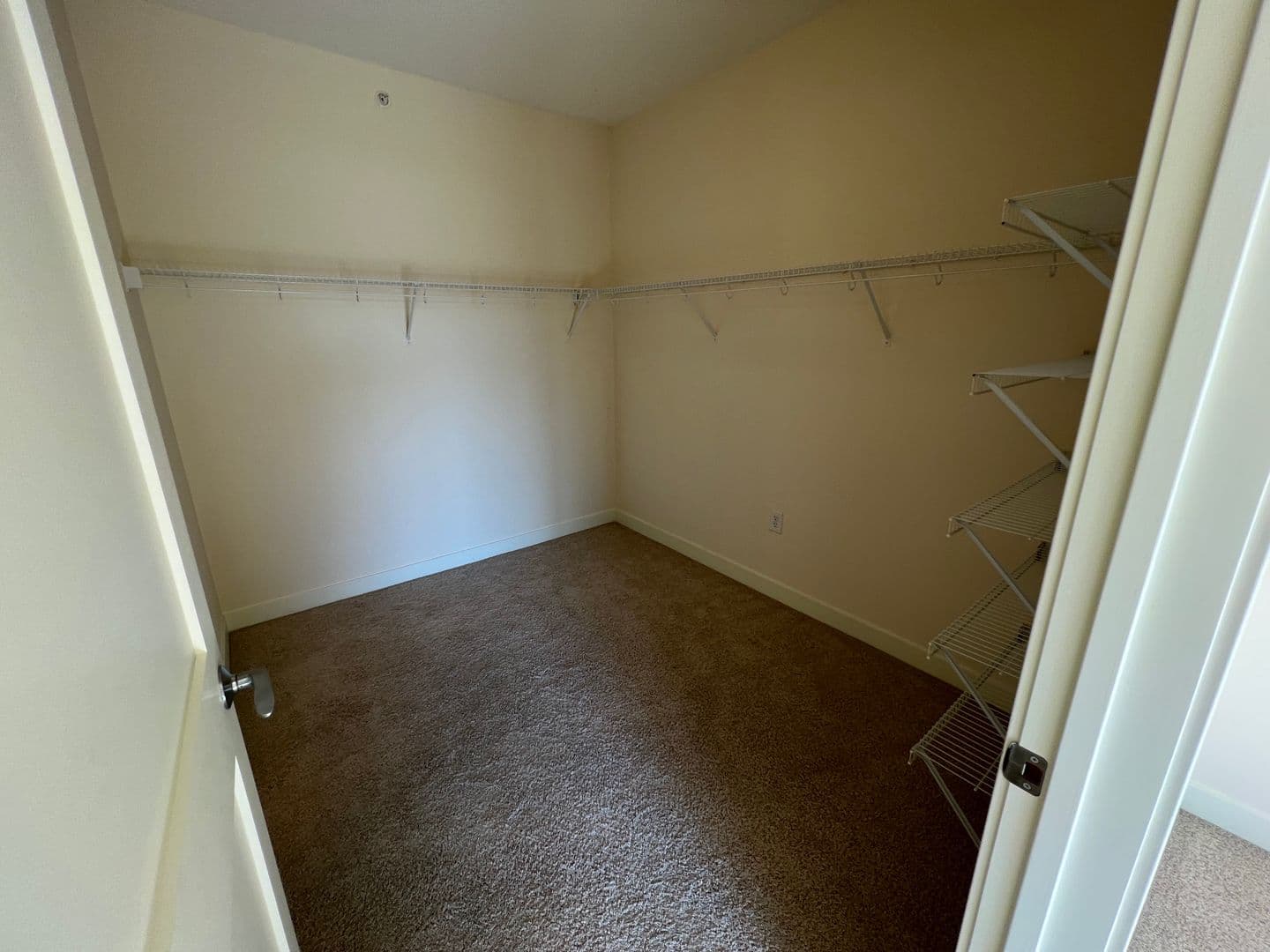 Edina Apartment: 4910 West 77th Street