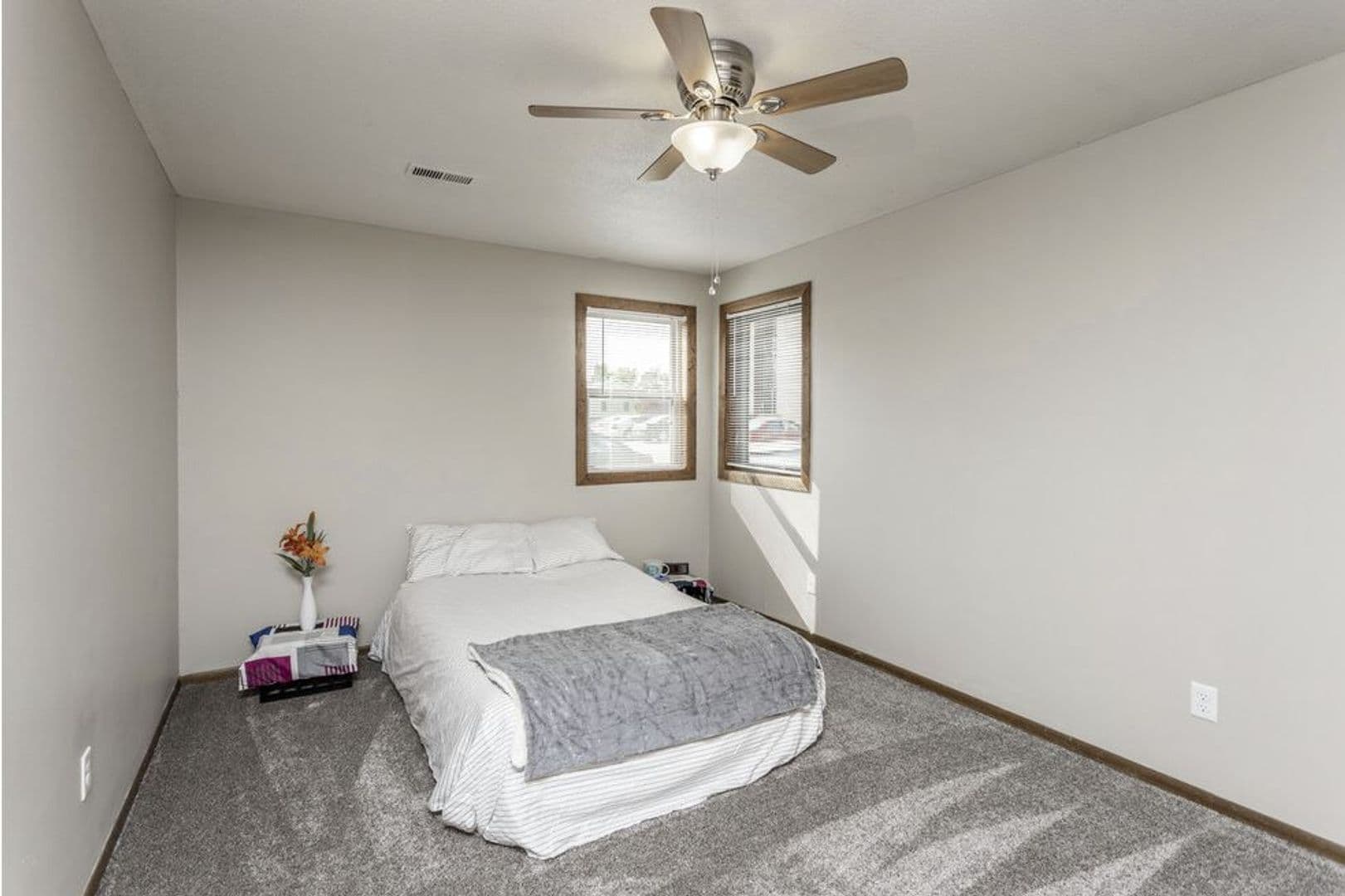 Ames Apartment: 4301 Lincoln Swing Street