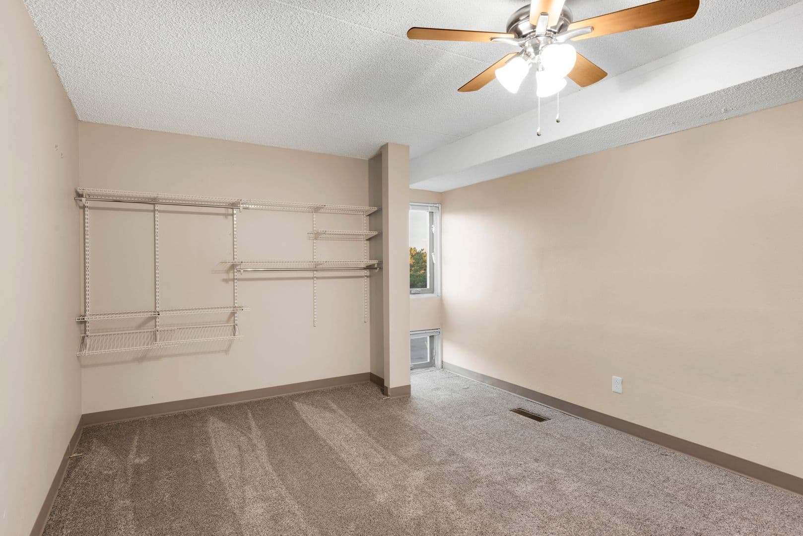 Ames Apartment: 2101 Oakwood Road