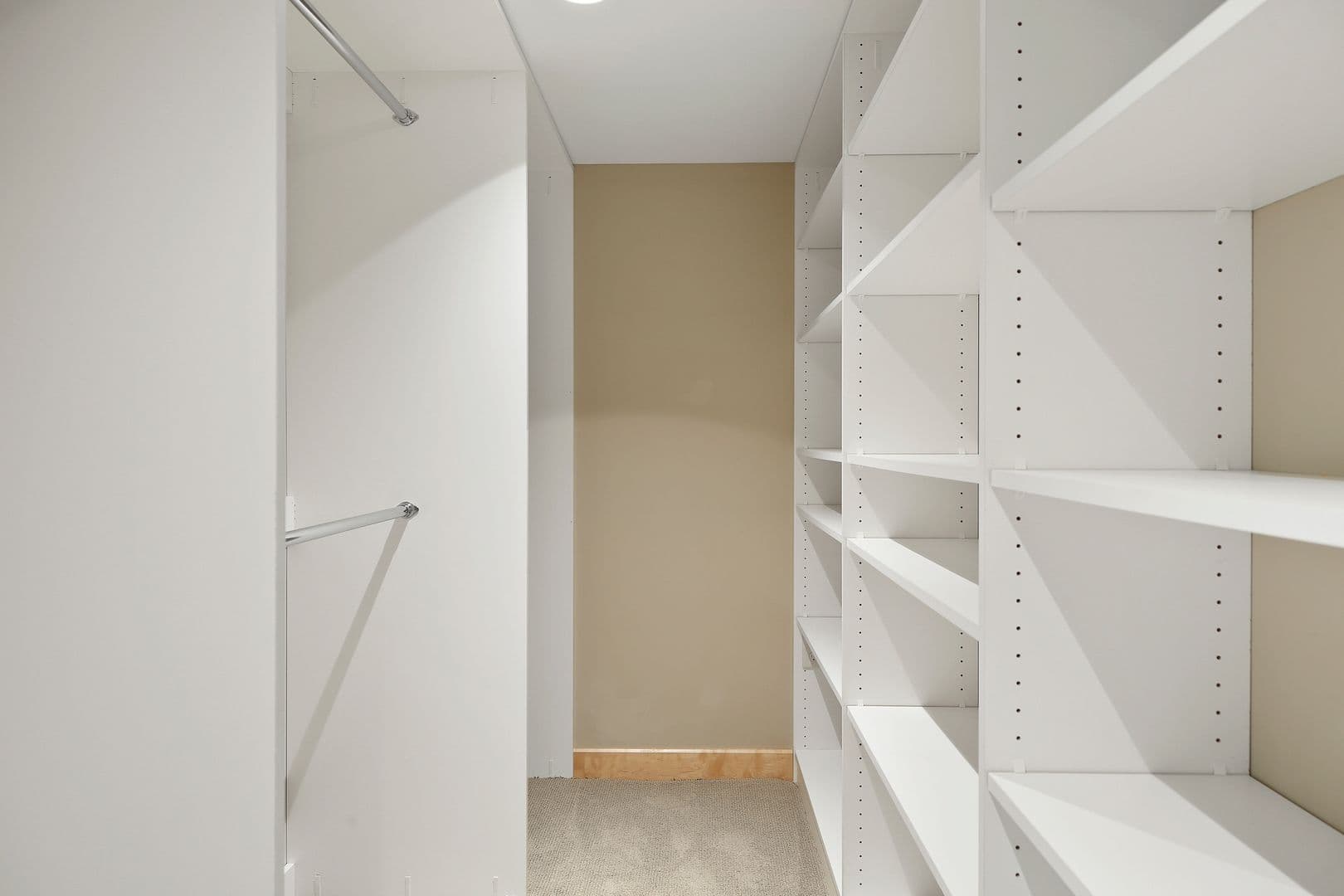 Lauderdale Apartment: 1570 Eustis Street