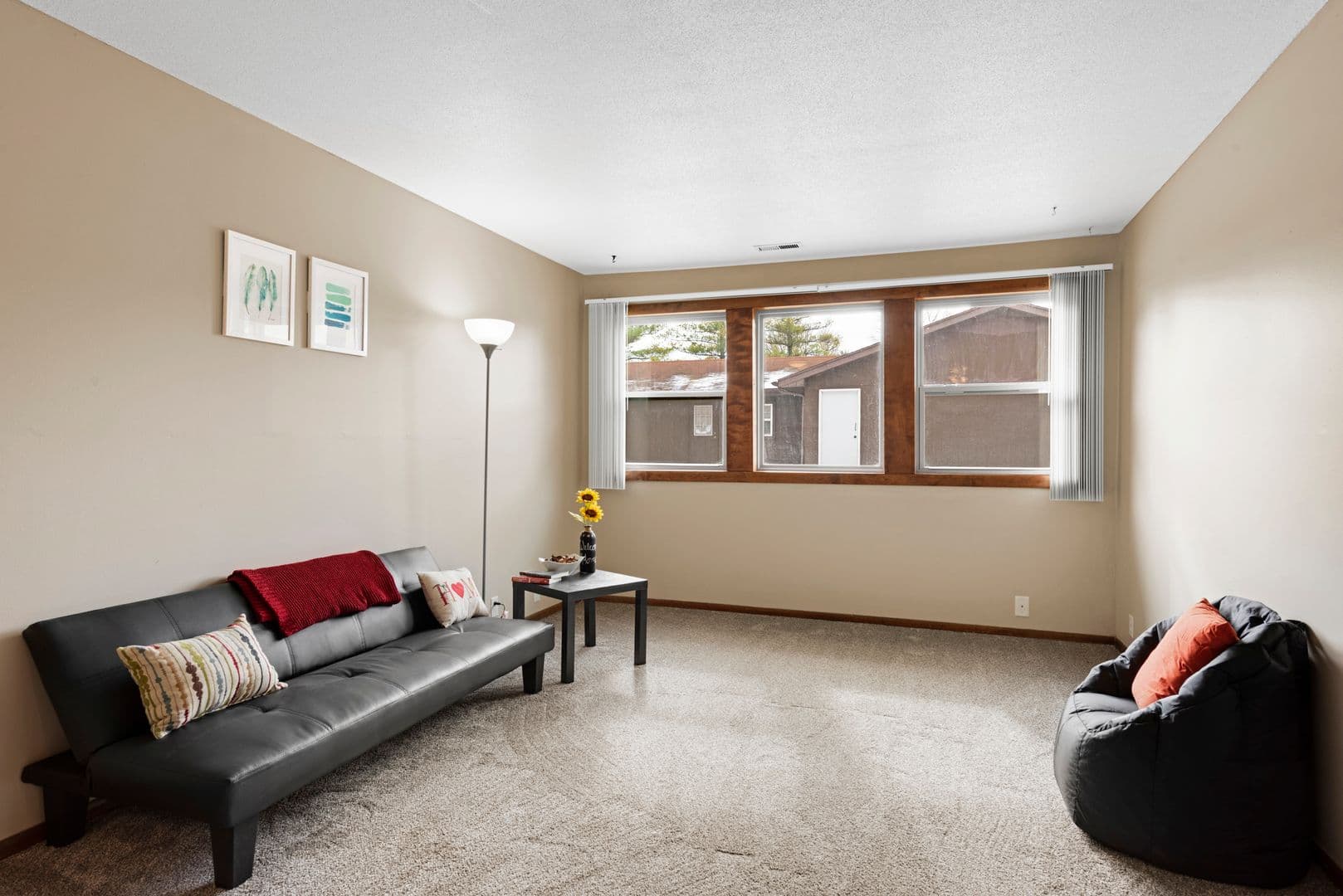 Ames Apartment: 4301 Lincoln Swing Street