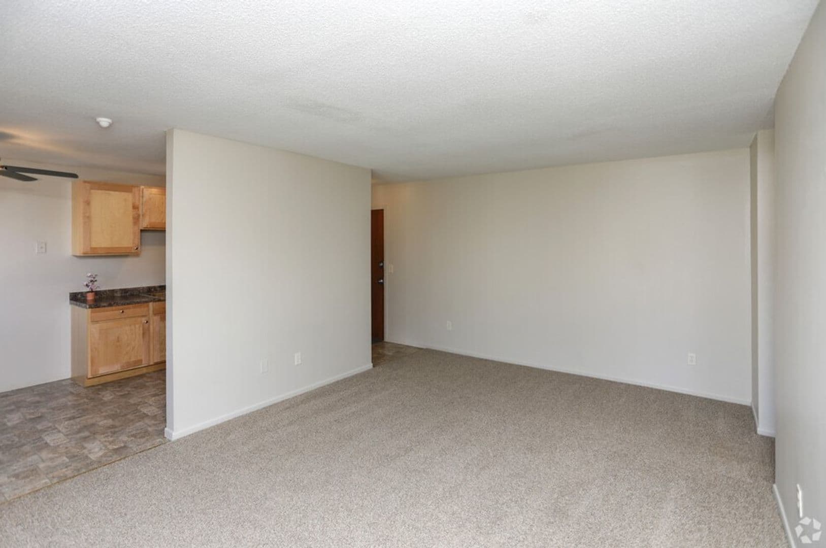 Moundsview Apartment: 7501 Greenfield Avenue