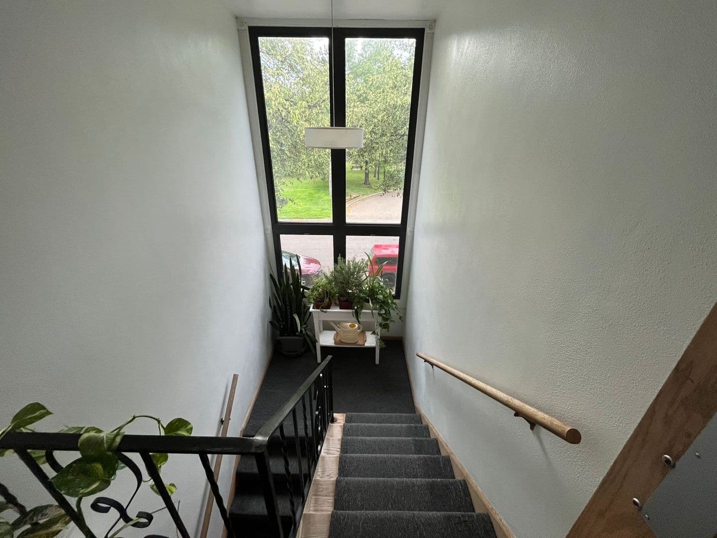 St. Paul Apartment: 658 Greenbrier Street