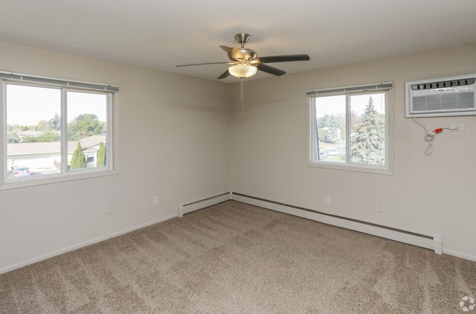 Moundsview Apartment: 7501 Greenfield Avenue