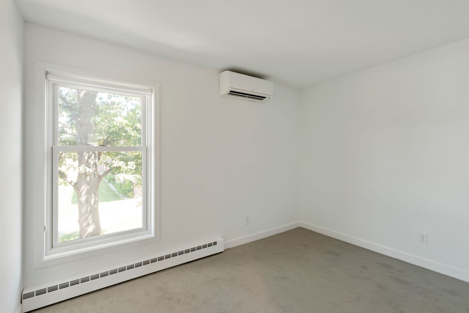St. Paul Apartment: 1568 Eustis Street
