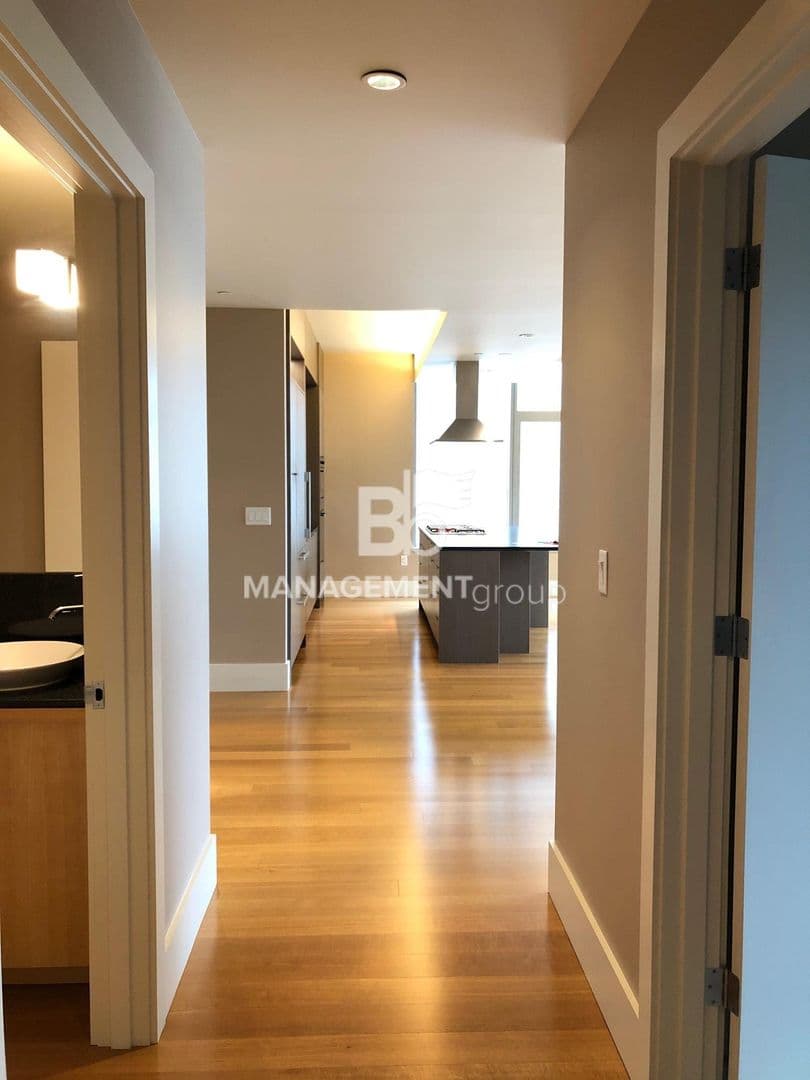 Portland Condo: 1001 NW Lovejoy Unit#408