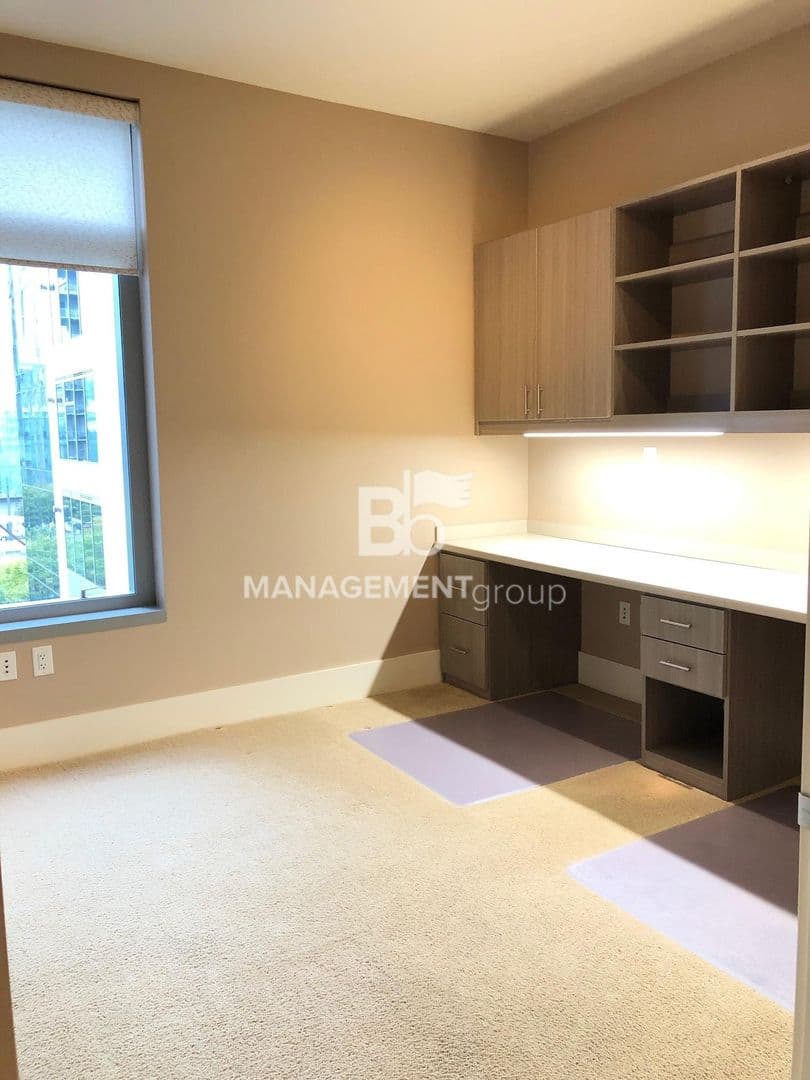 Portland Condo: 1001 NW Lovejoy Unit#408