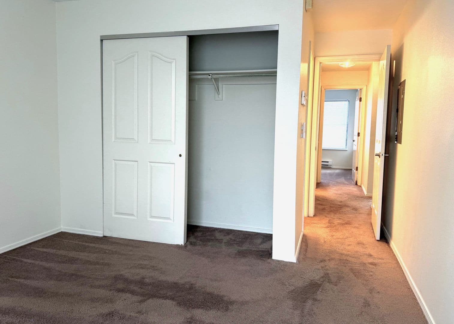 Lake Oswego Condo: 4000 Carman Drive Bld. B Unit 31